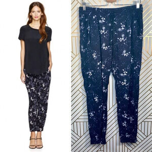 Aritzia Talula Los Feliz Jogger Pants Drawstring Abstract Print Blue Size Medium